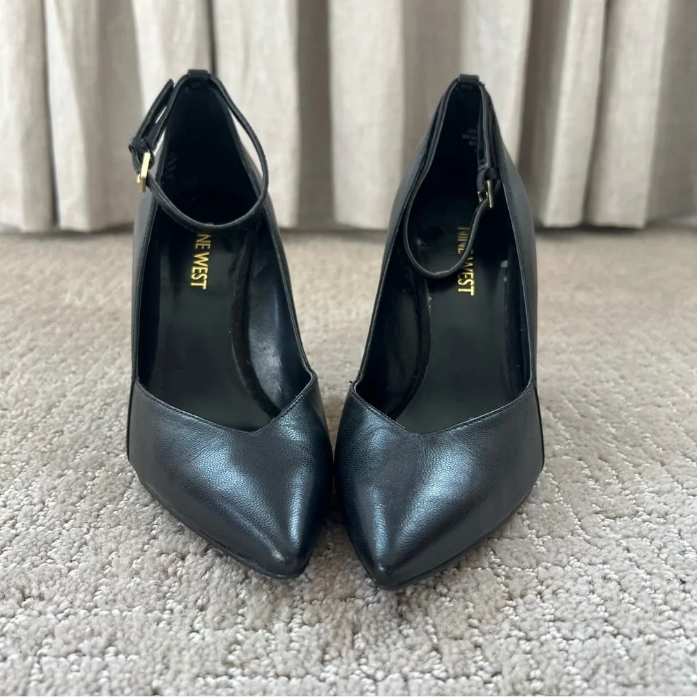 Nine West Eviee Black Leather Wedge Pumps